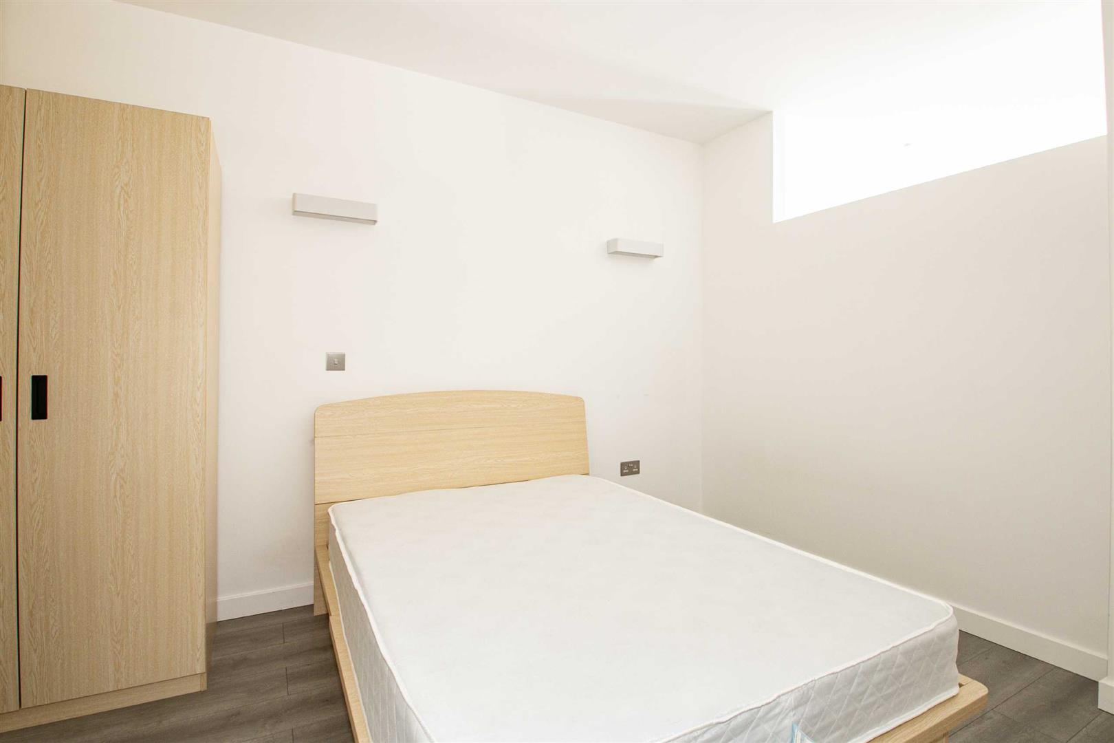 Capital Drive, Linford Wood, Milton Keynes
